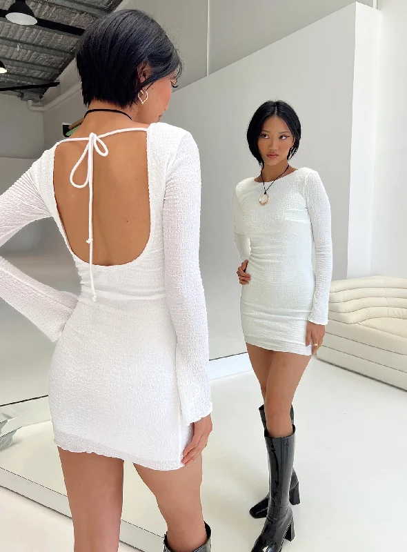 Plaid mini dresses for fall fashion Batesom Long Sleeve Mini Dress White