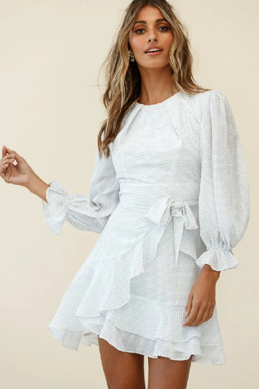 Mini dresses with halter necks for a stylish choice Agnes Long Sleeve Pleat Detail Dress White Mini dresses with halter necks for a stylish choice Agnes Long Sleeve Pleat Detail Dress White