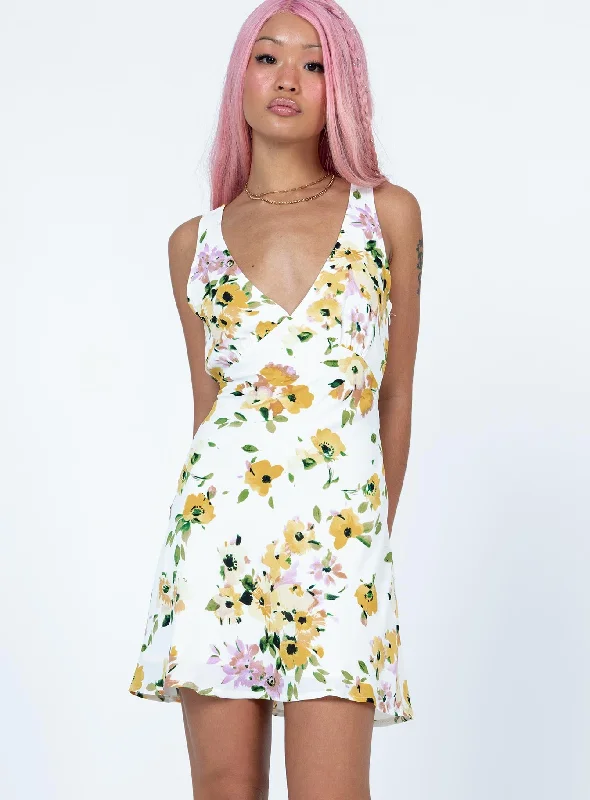 Jewelry - Complementary Casual Dresses for a Complete Look Nellie Mini Dress Multi Floral Jewelry - Complementary Casual Dresses for a Complete Look Nellie Mini Dress Multi Floral