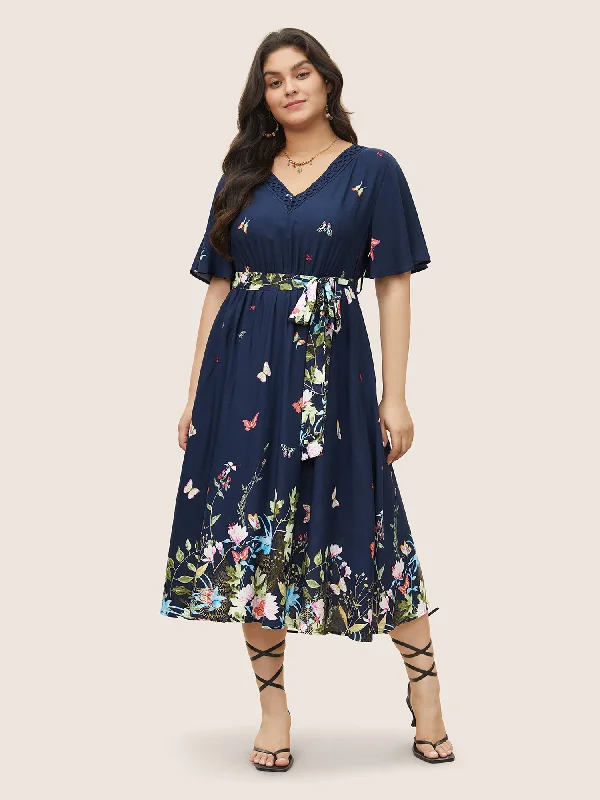 Travel - Friendly Casual Dresses for Comfort on the Go Floral & Butterfly Print Contrast Lace Pocket Belted Ruffles Dress Travel - Friendly Casual Dresses for Comfort on the Go Floral & Butterfly Print Contrast Lace Pocket Belted Ruffles Dress