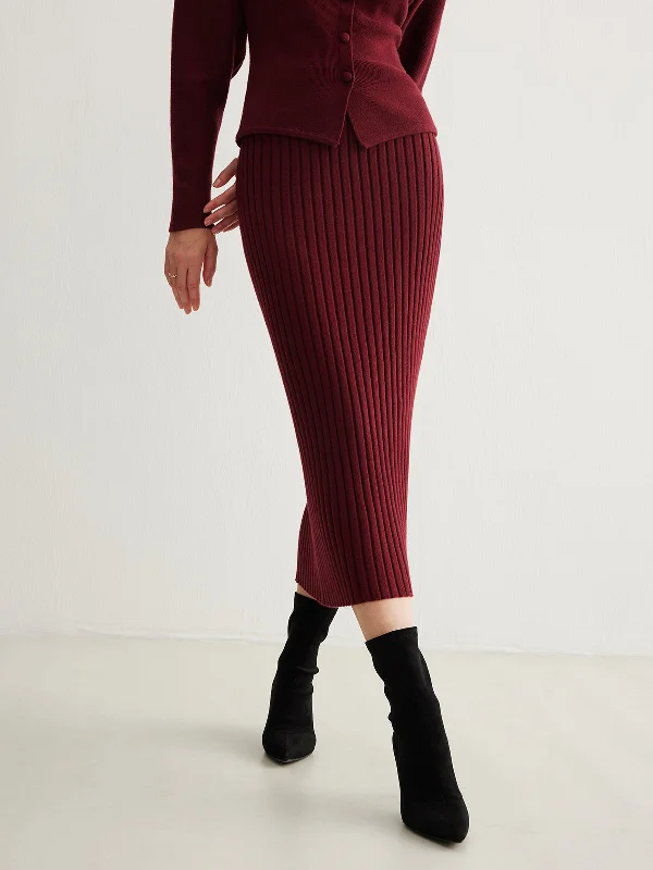 Off - Shoulder Casual Dresses for a Feminine Touch​ Minimalist Ribbed Sweater Skirt