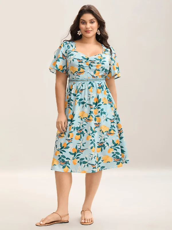 Fair Isle - Patterned Casual Dresses for a Festive Look Citrus Print Sweetheart Neckline Midi Dress Fair Isle - Patterned Casual Dresses for a Festive Look Citrus Print Sweetheart Neckline Midi Dress