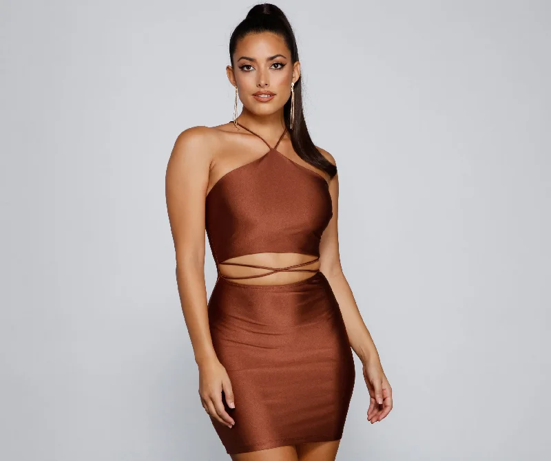 Mini dresses with geometric prints for a modern aesthetic Major Headturner Halter Cutout Mini Dress Mini dresses with geometric prints for a modern aesthetic Major Headturner Halter Cutout Mini Dress
