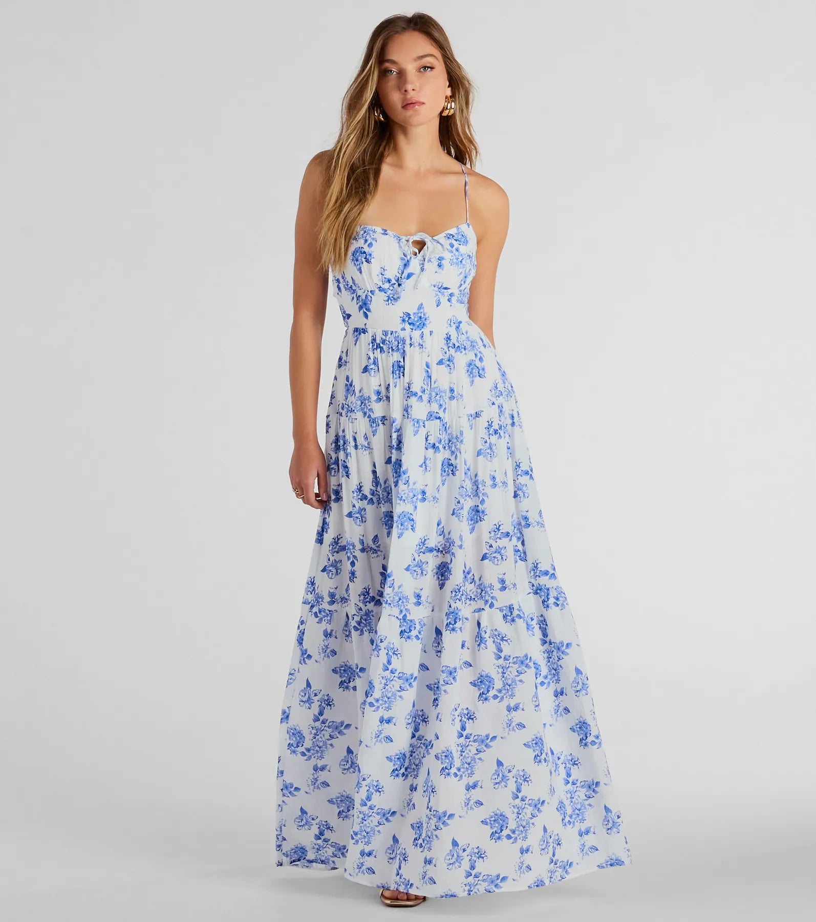 Weekend - Wear Casual Dresses for a Laid - Back Look Charming Vibe Tie-Back Flowy Floral Woven Maxi Dress Weekend - Wear Casual Dresses for a Laid - Back Look Charming Vibe Tie-Back Flowy Floral Woven Maxi Dress