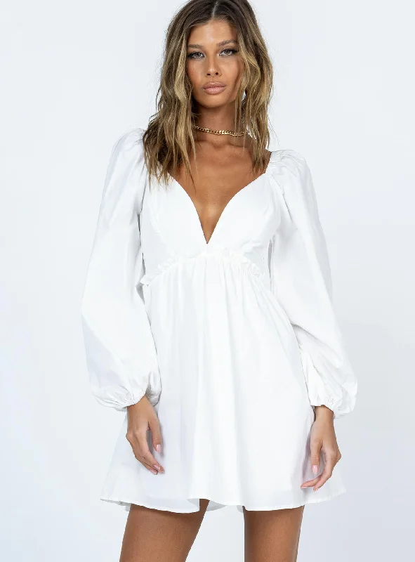Sleeveless Casual Dresses for Warm Weather​ Skylark Mini Dress White