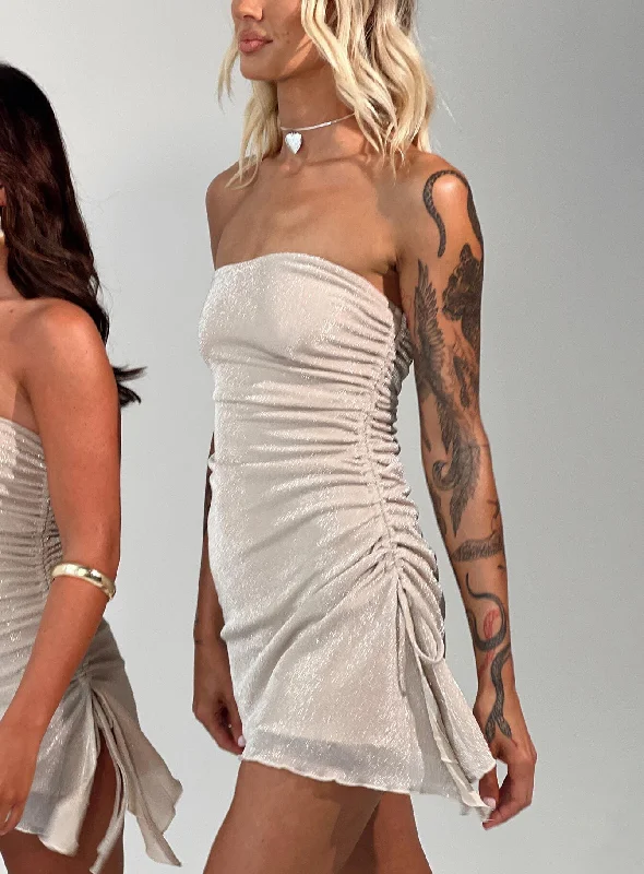 Mini dresses with V - necklines for a flattering shape Donelli Mini Dress Champagne Tall Mini dresses with V - necklines for a flattering shape Donelli Mini Dress Champagne Tall