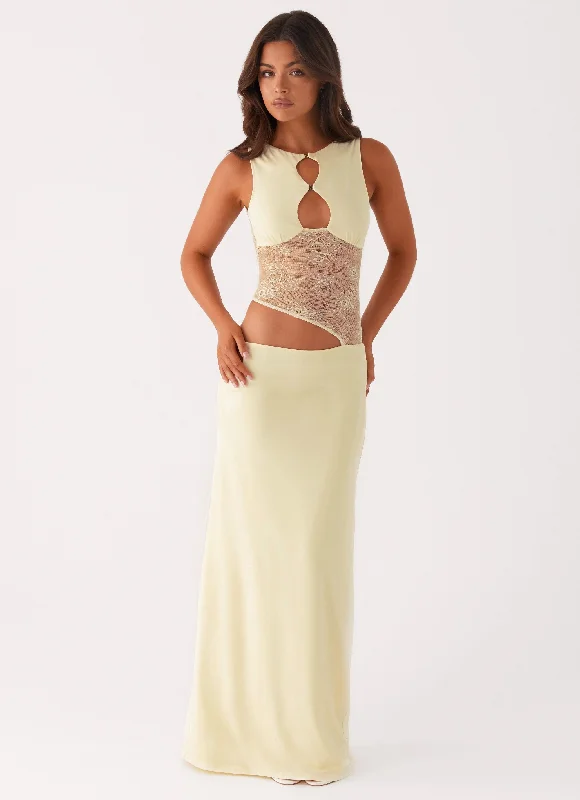 Picnic - Ready Casual Dresses in Bright Colors​ Prophecy Maxi Dress - Yellow