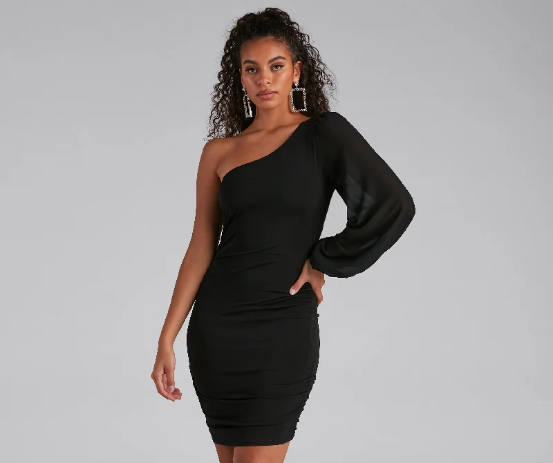 Mini dresses with mesh panels for a sexy and trendy look What A Look One Shoulder Mini Dress Mini dresses with mesh panels for a sexy and trendy look What A Look One Shoulder Mini Dress