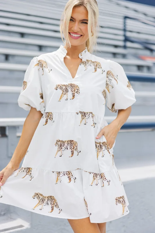 Belted Casual Dresses to Define the Waist Somewhere Out There Cream Tiger Babydoll Dress Belted Casual Dresses to Define the Waist Somewhere Out There Cream Tiger Babydoll Dress