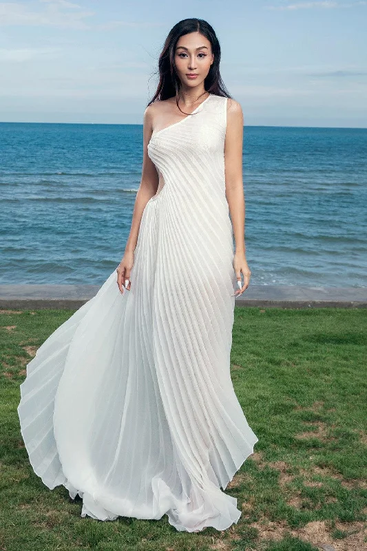 Winter - Warm Casual Dresses with Lined Fabrics Solange Pleated One Shoulder Organza Floor Length Dress Winter - Warm Casual Dresses with Lined Fabrics Solange Pleated One Shoulder Organza Floor Length Dress