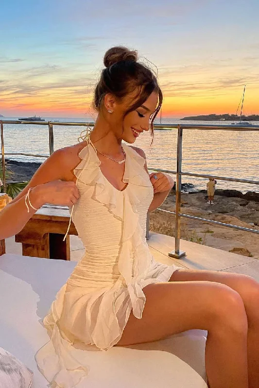 Celebrity - Inspired Casual Dresses for a Fashionable Look Halter Neck Ruffle Mini Dress Celebrity - Inspired Casual Dresses for a Fashionable Look Halter Neck Ruffle Mini Dress