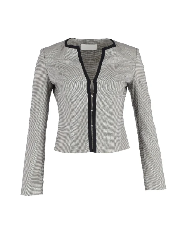 Checkered women's wool coats in a classic pattern for a timeless style Boss Jacket in Grey Wool Checkered women's wool coats in a classic pattern for a timeless style Boss Jacket in Grey Wool