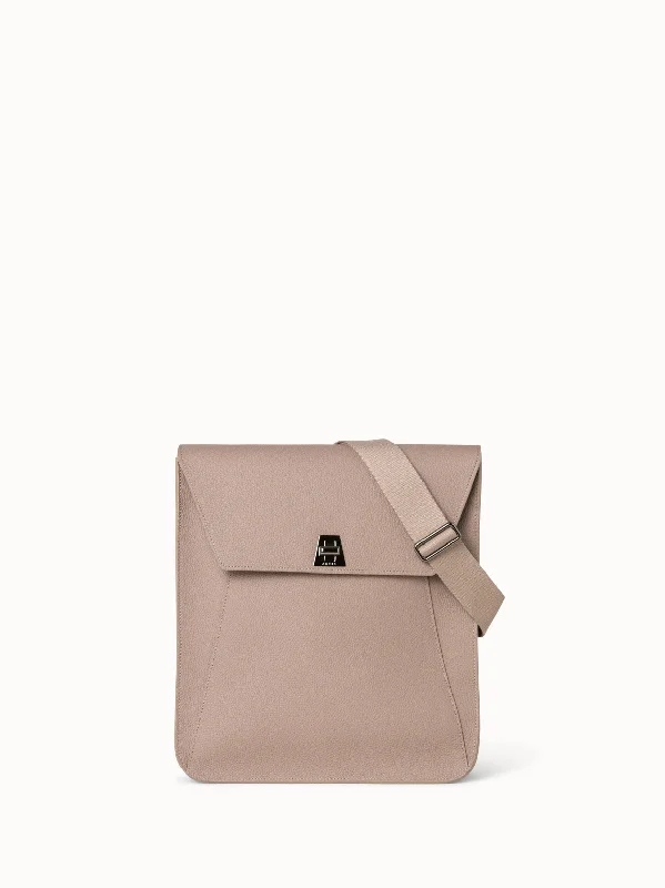 Women's cropped satin jackets in pastel shades for a glamorous evening out Anouk Medium Messenger Bag Women's cropped satin jackets in pastel shades for a glamorous evening out Anouk Medium Messenger Bag