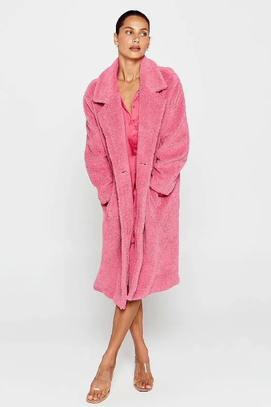Women's trench coats with a removable belt for customizable styling PIPPA THE LABEL Womens Selena Teddy Coat Magenta Women's trench coats with a removable belt for customizable styling PIPPA THE LABEL Womens Selena Teddy Coat Magenta