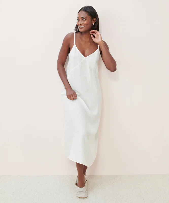 V - Neck Women's Ribbed Sweater Dresses with Belt for a Defined Waist Breeze Slip
