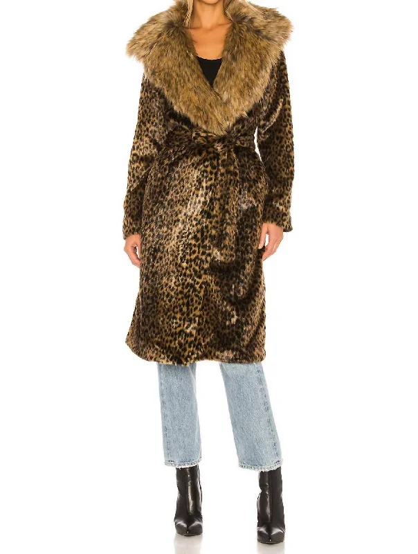 Hooded Women's Fleece - Lined Sweaters for Winter Minnelli Faux Fur Jacket In Cheetah Hooded Women's Fleece - Lined Sweaters for Winter Minnelli Faux Fur Jacket In Cheetah