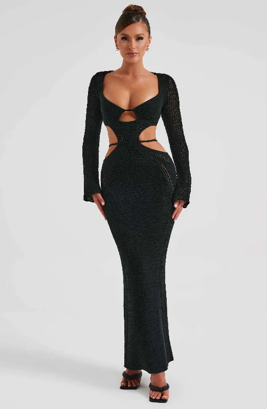 Maxi dresses with balloon sleeves for a vintage - inspired style Nadine Maxi Dress - Black Maxi dresses with balloon sleeves for a vintage - inspired style Nadine Maxi Dress - Black