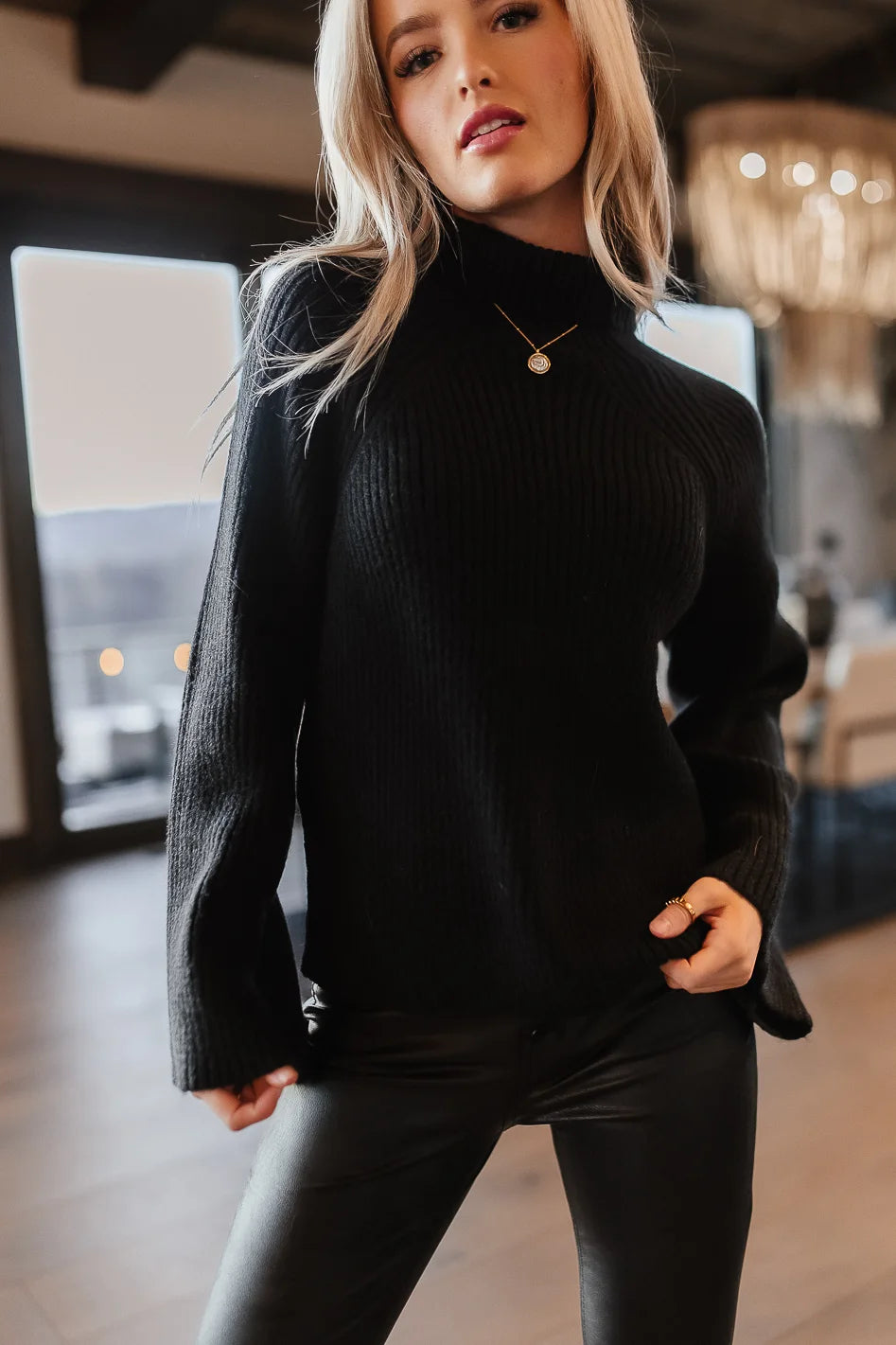 Women's Long Sleeve Turtleneck Cashmere Sweaters Paige Mock Neck Sweater in Black - FINAL SALE Women's Long Sleeve Turtleneck Cashmere Sweaters Paige Mock Neck Sweater in Black - FINAL SALE