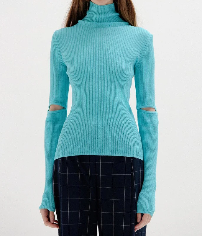 Petite Women's Pullovers with a Fitted Silhouette for a Flattering Look Solly Ribbed Knit Pullover In Sky Blue Petite Women's Pullovers with a Fitted Silhouette for a Flattering Look Solly Ribbed Knit Pullover In Sky Blue