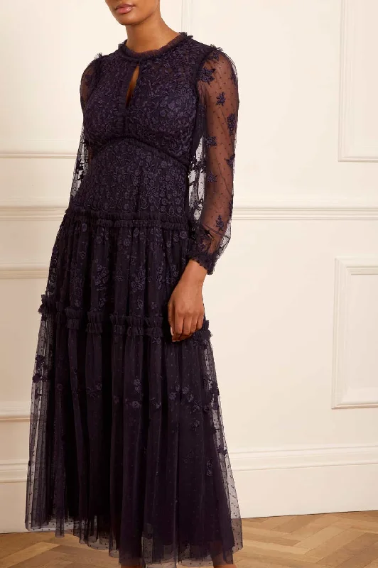 Long - Sleeve Women Dress in Velvet for a Luxurious Winter Look Autumn Lace Long Sleeve Ankle Gown Long - Sleeve Women Dress in Velvet for a Luxurious Winter Look Autumn Lace Long Sleeve Ankle Gown