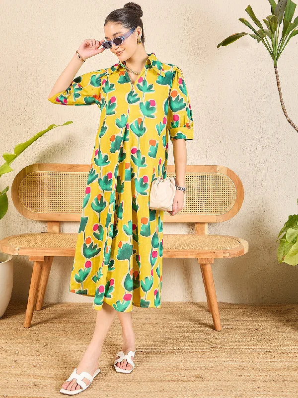 Mini Women Dress with a Short Hem for a Young and Trendy Style Front Pleated Floral Midi Dress Mini Women Dress with a Short Hem for a Young and Trendy Style Front Pleated Floral Midi Dress