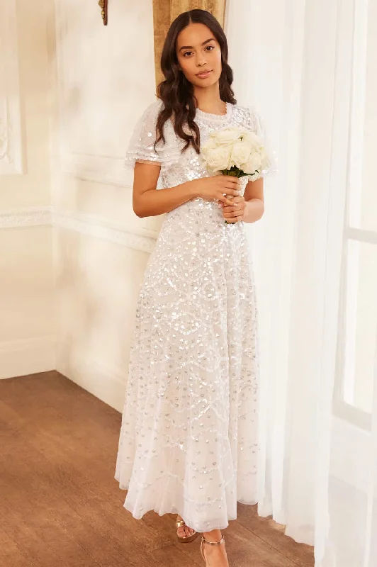 Mermaid - Style Women Dress with a Fitted Silhouette for Special Occasions Deco Dot Gloss Ankle Gown Mermaid - Style Women Dress with a Fitted Silhouette for Special Occasions Deco Dot Gloss Ankle Gown