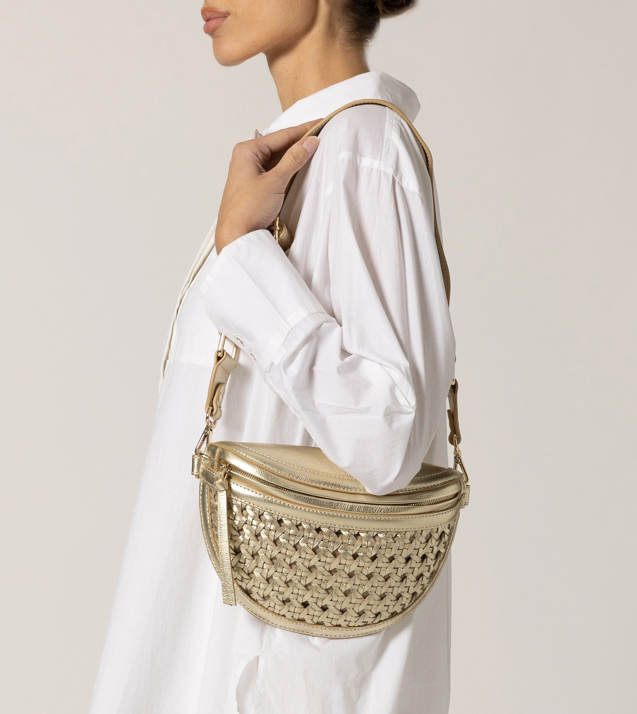 Backless Women Dress for a Sexy and Alluring Look at Evening Events Doris Weave Crossbody | Gold Backless Women Dress for a Sexy and Alluring Look at Evening Events Doris Weave Crossbody | Gold