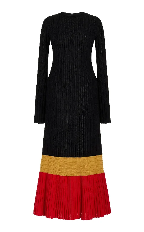 Empire Waist Women Dress to Accentuate the Bust and Conceal the Waist Fiona Knit Dress in Multi Cashmere Silk Empire Waist Women Dress to Accentuate the Bust and Conceal the Waist Fiona Knit Dress in Multi Cashmere Silk
