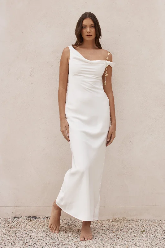Halter Neck Women Dress to Show Off the Shoulders and Neckline Fleur Dress Porcelain White Halter Neck Women Dress to Show Off the Shoulders and Neckline Fleur Dress Porcelain White