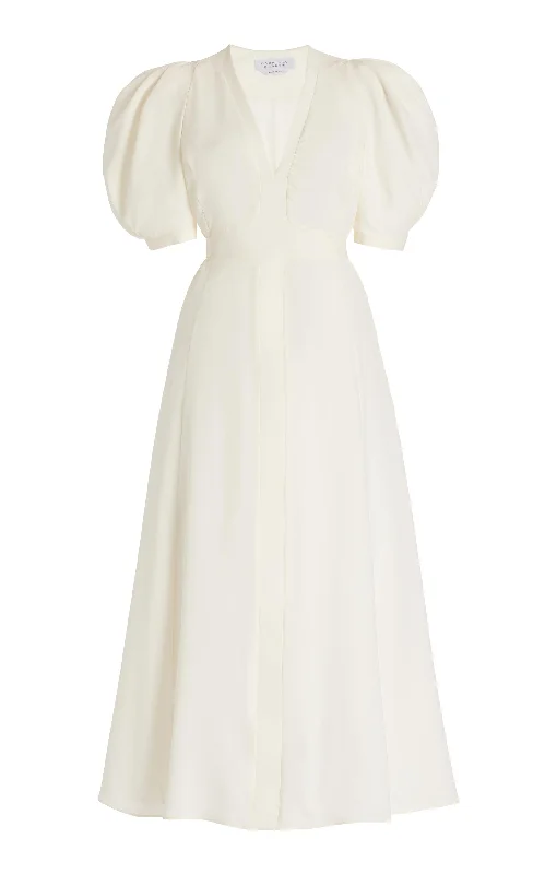 Mini Women Dress with a Short Hem for a Young and Trendy Style Luz Dress in Ivory Virgin Wool Crepe Mini Women Dress with a Short Hem for a Young and Trendy Style Luz Dress in Ivory Virgin Wool Crepe