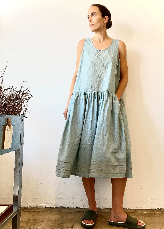 Ball Gown Women Dress with a Full Skirt for a Princess - like Look Ball Gown Women Dress with a Full Skirt for a Princess - like Look Audrey Dress Ball Gown Women Dress with a Full Skirt for a Princess - like Look Ball Gown Women Dress with a Full Skirt for a Princess - like Look Audrey Dress