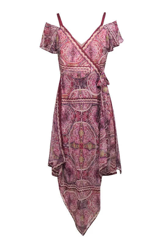 Little Black Women Dress with Sequins for a Glamorous Night Out Little Black Women Dress with Sequins for a Glamorous Night Out BCBG Max Azria - Purple Boho Printed Wrap Dress w/ Ruffles Sz S Little Black Women Dress with Sequins for a Glamorous Night Out Little Black Women Dress with Sequins for a Glamorous Night Out BCBG Max Azria - Purple Boho Printed Wrap Dress w/ Ruffles Sz S