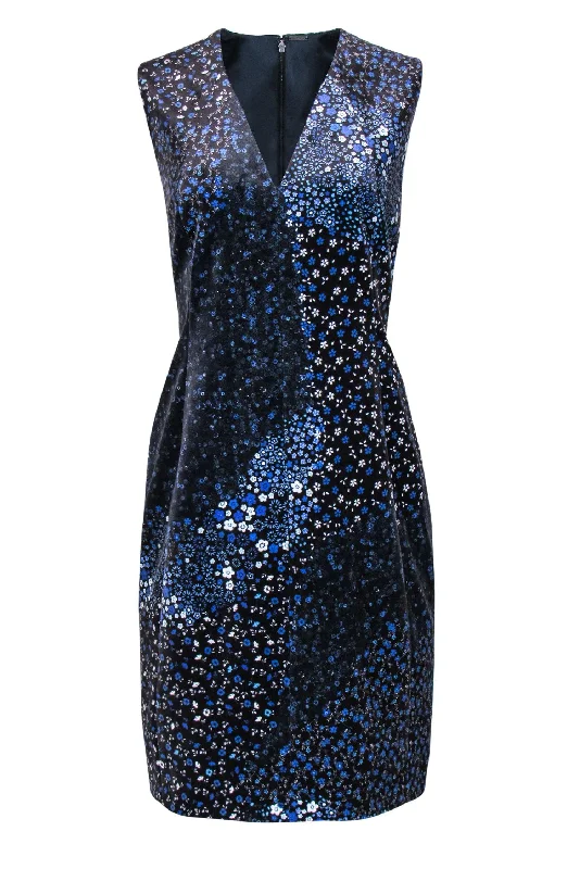 Halter Neck Women Dress to Show Off the Shoulders and Neckline Halter Neck Women Dress to Show Off the Shoulders and Neckline Elie Tahari - Black, Blue & White Floral Print Sleeveless Shift Dress Sz 12 Halter Neck Women Dress to Show Off the Shoulders and Neckline Halter Neck Women Dress to Show Off the Shoulders and Neckline Elie Tahari - Black, Blue & White Floral Print Sleeveless Shift Dress Sz 12