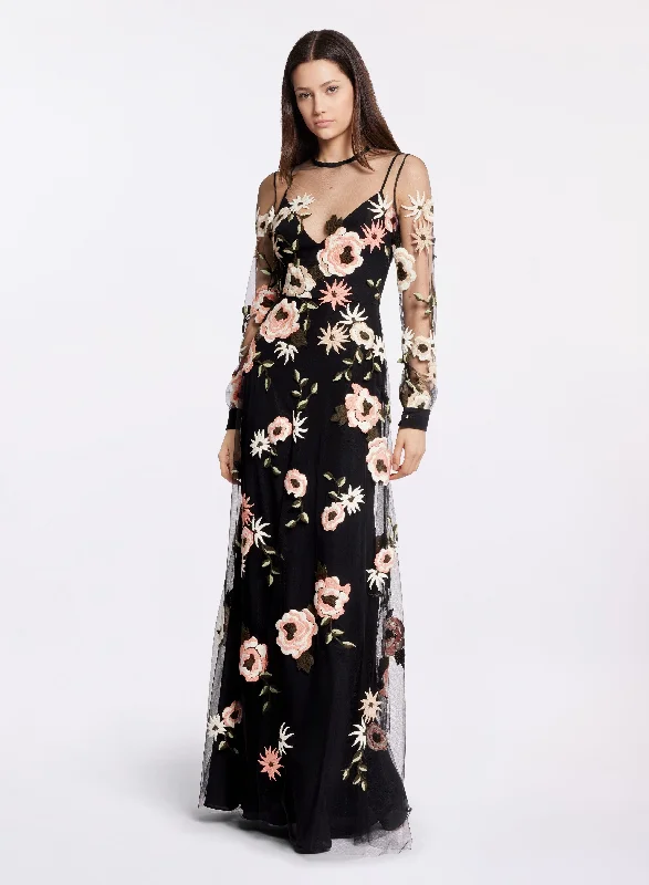 Printed Abstract Women Dress for a Modern and Artistic Appeal Printed Abstract Women Dress for a Modern and Artistic Appeal Embroidered Tulle Floral Dress Printed Abstract Women Dress for a Modern and Artistic Appeal Printed Abstract Women Dress for a Modern and Artistic Appeal Embroidered Tulle Floral Dress