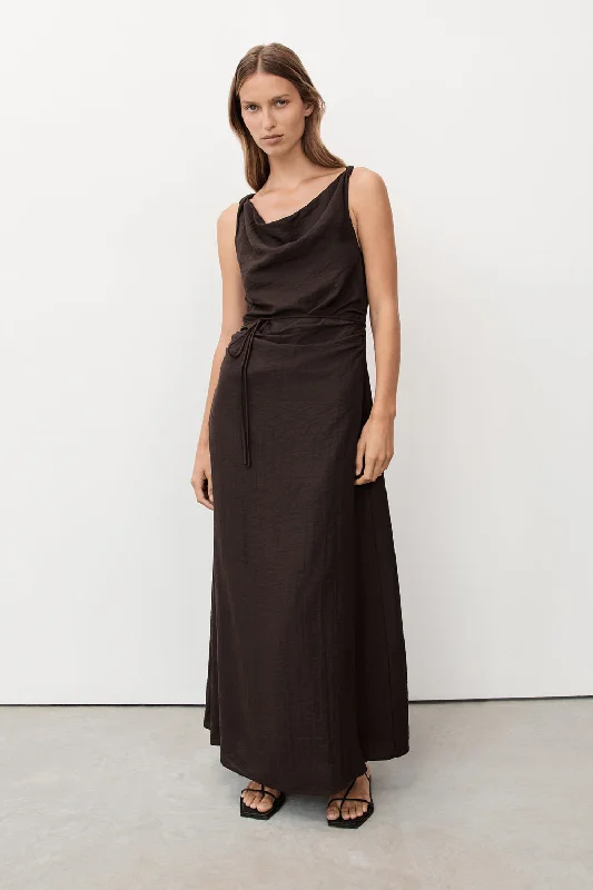 Strapless Women Dress with a Built - in Bra for Comfort and Support Strapless Women Dress with a Built - in Bra for Comfort and Support KASEN BITTER CHOC MIDI DRESS Strapless Women Dress with a Built - in Bra for Comfort and Support Strapless Women Dress with a Built - in Bra for Comfort and Support KASEN BITTER CHOC MIDI DRESS
