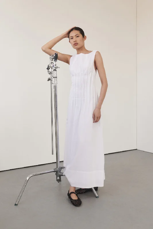 Sleeveless Women Dress in Bright Colors for Summer Parties Sleeveless Women Dress in Bright Colors for Summer Parties MANA WHITE LINEN MIDI DRESS Sleeveless Women Dress in Bright Colors for Summer Parties Sleeveless Women Dress in Bright Colors for Summer Parties MANA WHITE LINEN MIDI DRESS