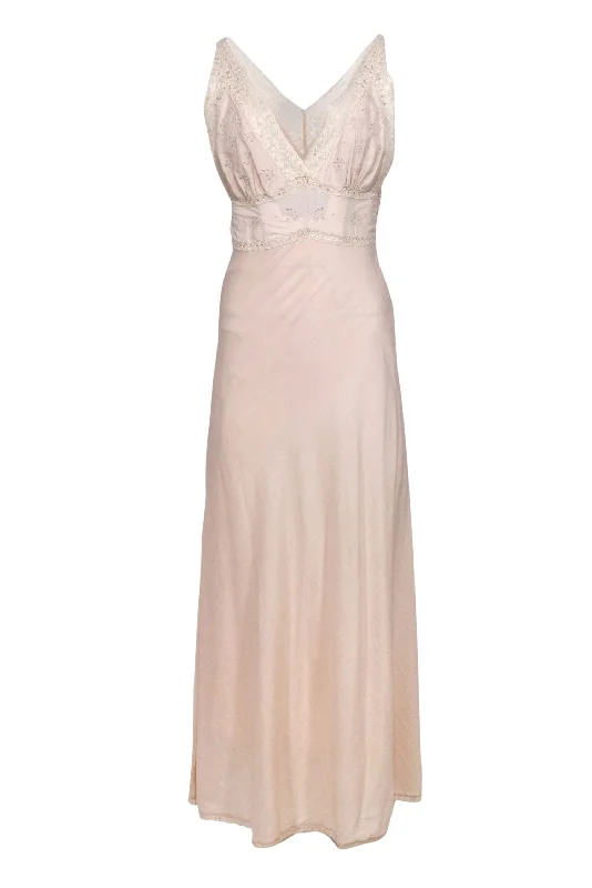 Wrap - Style Women Dress with Adjustable Fit for All Body Types Wrap - Style Women Dress with Adjustable Fit for All Body Types Mes Demoiselles - Pale Pink Cotton Blend Slip Dress w/ Ivory Lace Sz 4 Wrap - Style Women Dress with Adjustable Fit for All Body Types Wrap - Style Women Dress with Adjustable Fit for All Body Types Mes Demoiselles - Pale Pink Cotton Blend Slip Dress w/ Ivory Lace Sz 4
