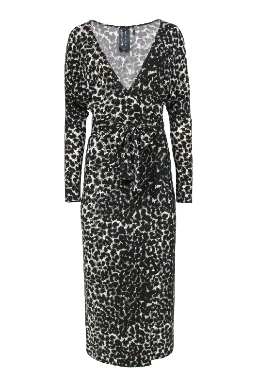 Mermaid - Style Women Dress with a Fitted Silhouette for Special Occasions Mermaid - Style Women Dress with a Fitted Silhouette for Special Occasions Norma Kamali - Black, Grey & White Leopard Print Wrap Maxi Dress Sz XS Mermaid - Style Women Dress with a Fitted Silhouette for Special Occasions Mermaid - Style Women Dress with a Fitted Silhouette for Special Occasions Norma Kamali - Black, Grey & White Leopard Print Wrap Maxi Dress Sz XS