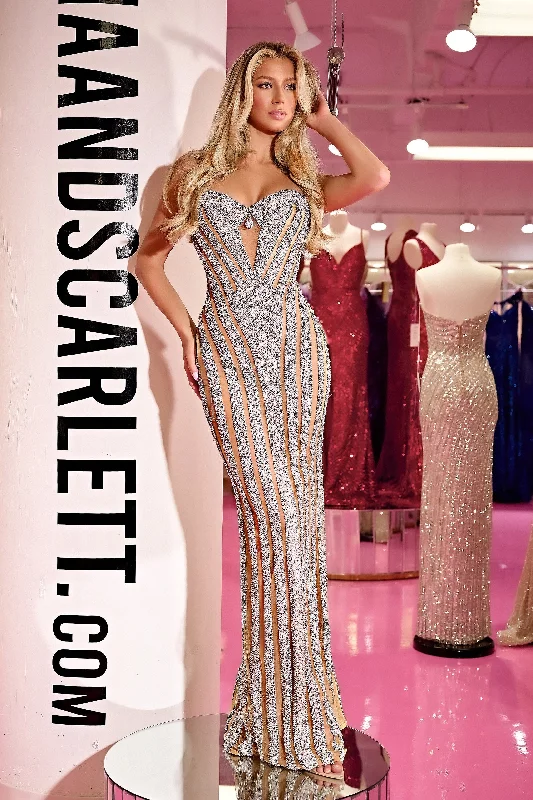 Strapless Women Dress with a Built - in Bra for Comfort and Support Strapless Women Dress with a Built - in Bra for Comfort and Support Portia & Scarlett PS24860C