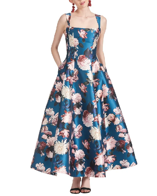 Lace - Embellished Women Dress for an Elegant and Sophisticated Appearance Lace - Embellished Women Dress for an Elegant and Sophisticated Appearance Sachin & Babi Audrey Gown Lace - Embellished Women Dress for an Elegant and Sophisticated Appearance Lace - Embellished Women Dress for an Elegant and Sophisticated Appearance Sachin & Babi Audrey Gown