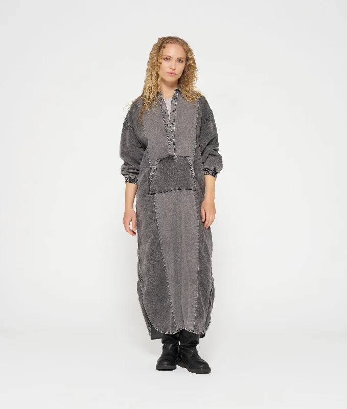 Pleated Women Dress with a Timeless and Elegant Texture Pleated Women Dress with a Timeless and Elegant Texture the Billie dress jog denim | black Pleated Women Dress with a Timeless and Elegant Texture Pleated Women Dress with a Timeless and Elegant Texture the Billie dress jog denim | black