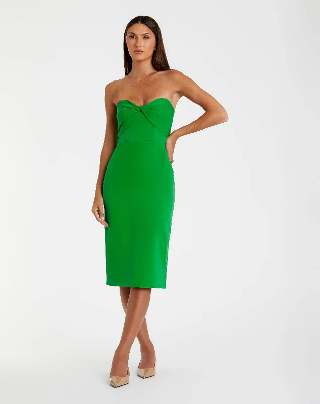 Midi dresses with fringe details for a fun and energetic style Crepe Strapless Twist Top Fitted Midi Dress Midi dresses with fringe details for a fun and energetic style Crepe Strapless Twist Top Fitted Midi Dress