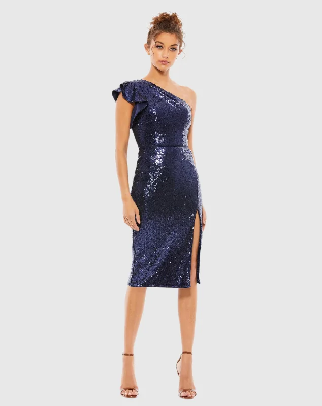Midi dresses with ruffled sleeves for a more feminine and voluminous look Sequined Flutter One Shoulder Fitted Midi Dress Midi dresses with ruffled sleeves for a more feminine and voluminous look Sequined Flutter One Shoulder Fitted Midi Dress