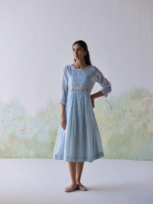 Midi dresses with off - the - shoulder necklines for a flirty look Artful Flowers Midi Dress Midi dresses with off - the - shoulder necklines for a flirty look Artful Flowers Midi Dress