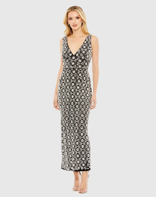 Midi dresses with patchwork patterns for a one - of - a - kind style Fully Beaded Sleeveless Column Dress - FINAL SALE Midi dresses with patchwork patterns for a one - of - a - kind style Fully Beaded Sleeveless Column Dress - FINAL SALE