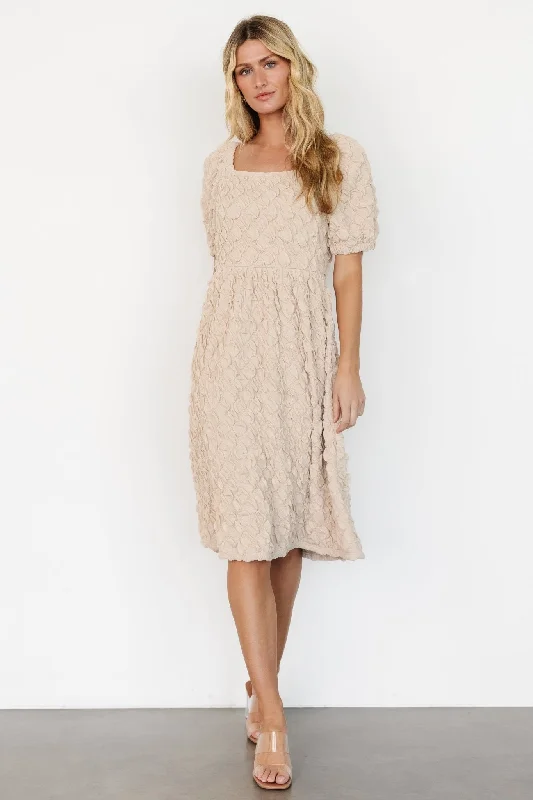 A - line midi dresses with floral prints for spring brunches Keri Gathered Dress | Light Taupe A - line midi dresses with floral prints for spring brunches Keri Gathered Dress | Light Taupe