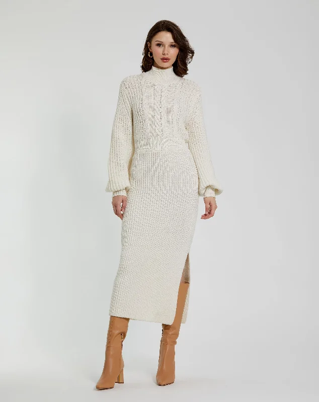 Plaid midi dresses for a fall - themed family gathering Long Sleeve Turtle Neck Knit Midi Dress Plaid midi dresses for a fall - themed family gathering Long Sleeve Turtle Neck Knit Midi Dress