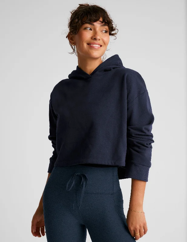Women's Fleece - Trimmed Scarf in Gray to Add a Touch of Warmth Happiness Fleece Cropped Hoodie Women's Fleece - Trimmed Scarf in Gray to Add a Touch of Warmth Happiness Fleece Cropped Hoodie